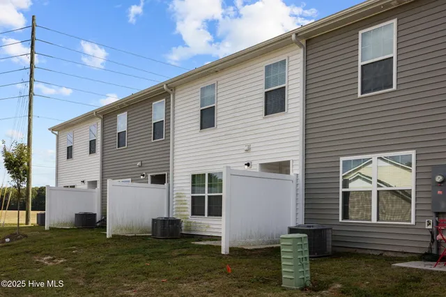 $232,500 | 3100 Tatlock Way, Unit D, Greenville, NC 27834