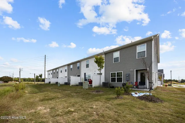 $232,500 | 3100 Tatlock Way, Unit D, Greenville, NC 27834