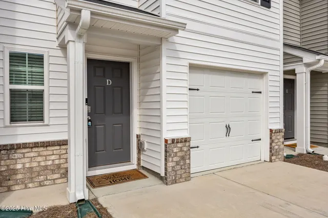 $232,500 | 3100 Tatlock Way, Unit D, Greenville, NC 27834