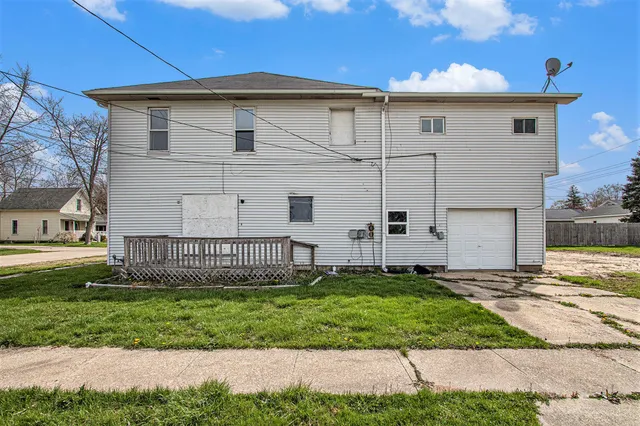 $89,500 | 202 Poplar Street, Three Oaks, MI 49128