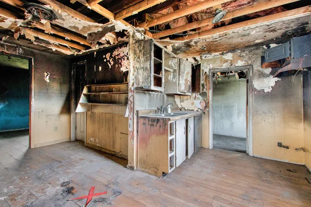 $89,500 | 202 Poplar Street, Three Oaks, MI 49128