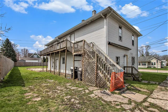 $89,500 | 202 Poplar Street, Three Oaks, MI 49128