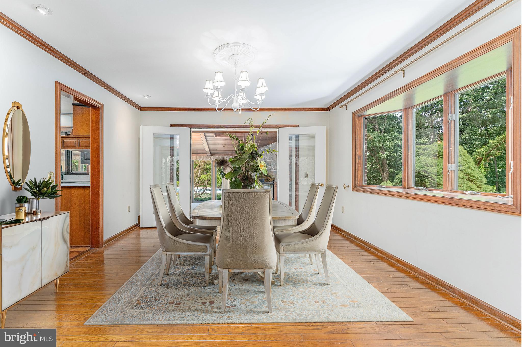 2323 St Peters Road Pottstown, PA 19465 - Photo 5 of 33 Dining Room Virtually Staged