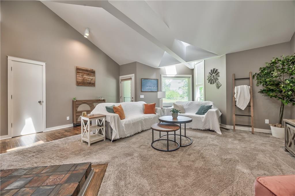 105 East Cedar Street Spring Hill, KS 66083 - Photo 7 of 29