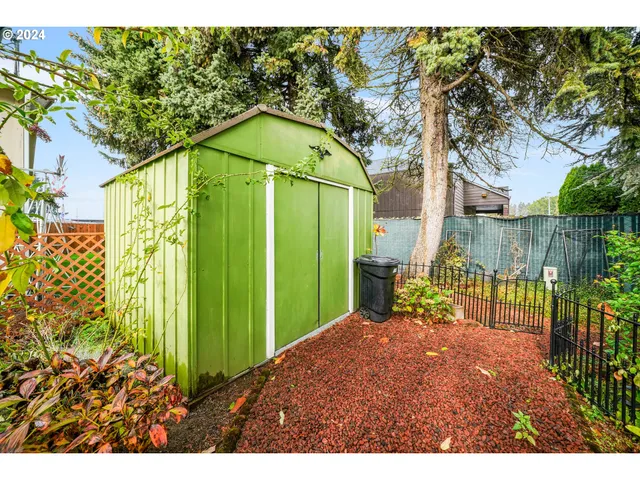 $110,000 | 835 Southeast 1st Avenue, Unit 14, Canby, OR 97013