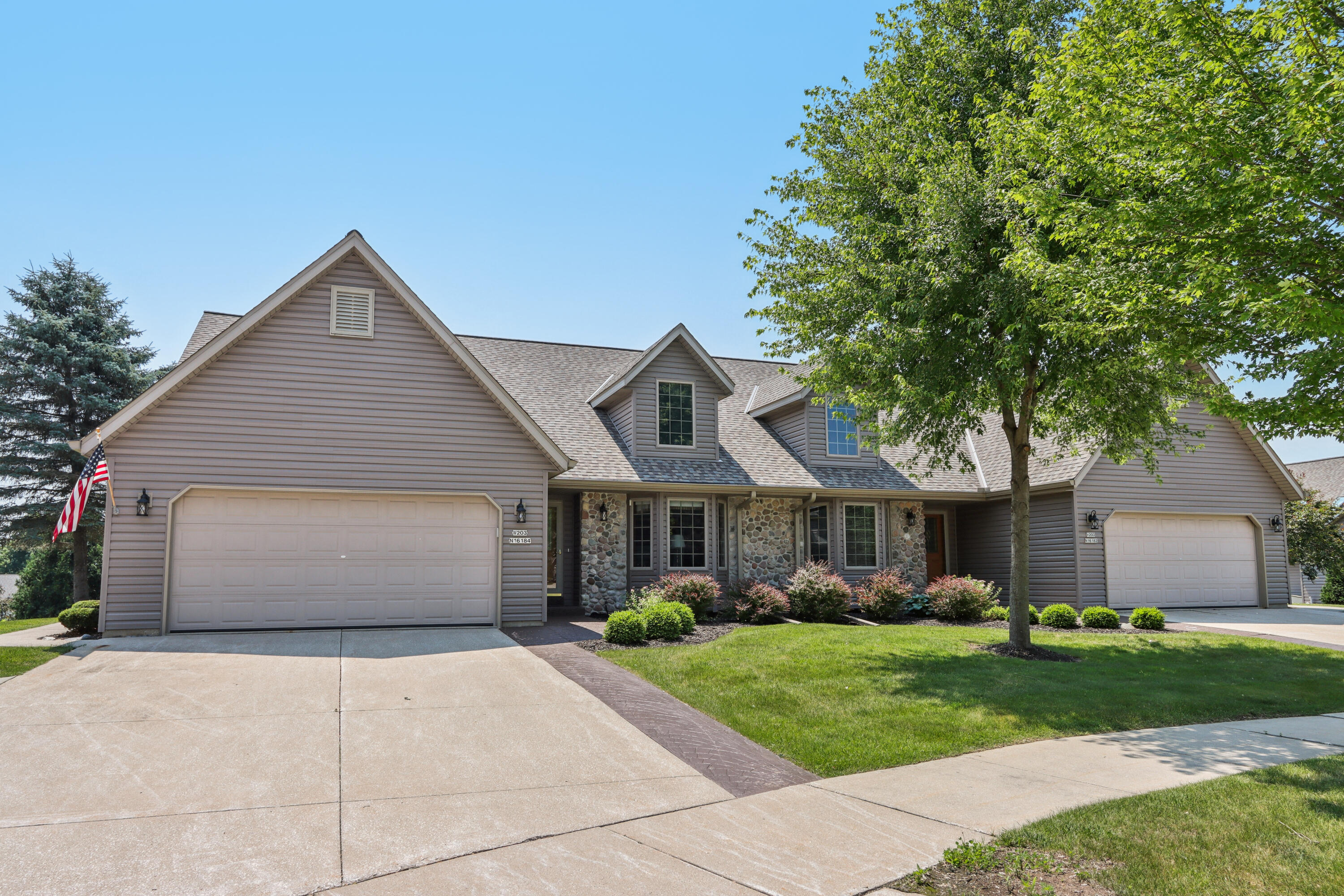 W203N16184 Pin Oak Circle Jackson, WI 53037 - Photo 2 of 45 3-print-W203N16184 Pin Oak Cir-S0807-003