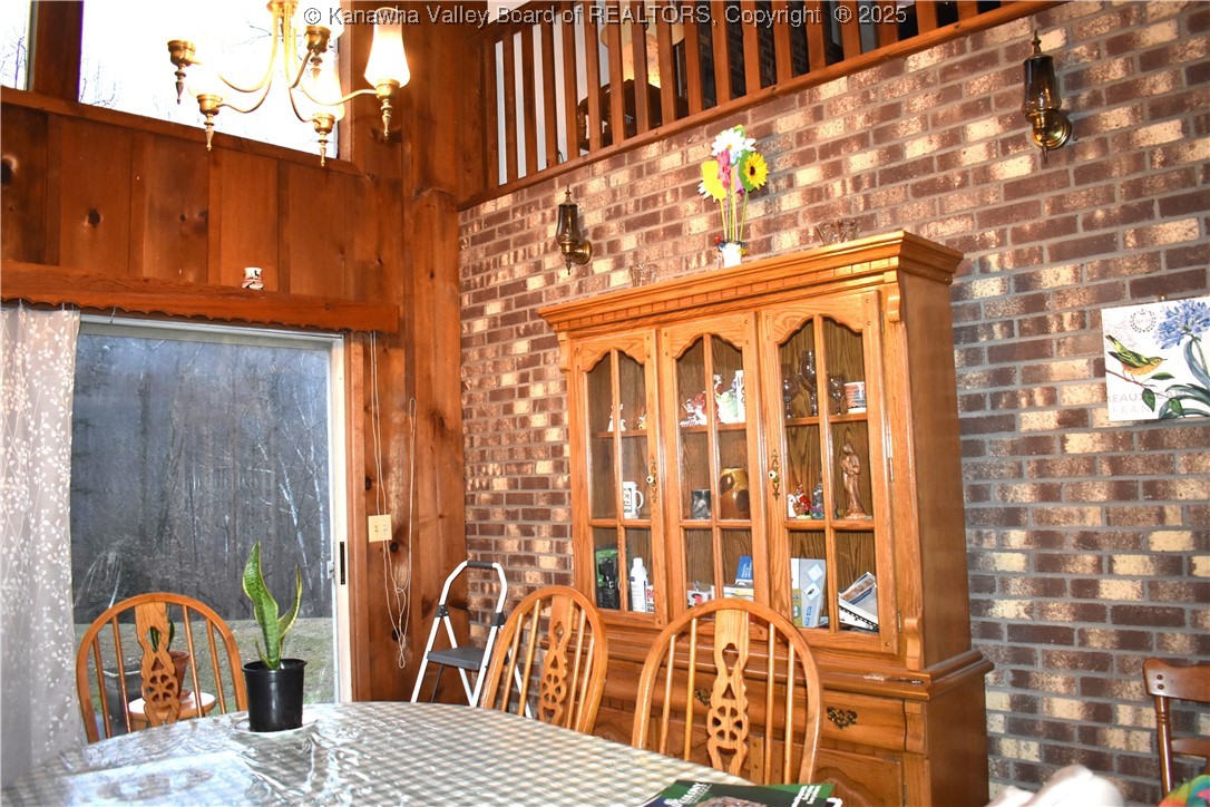 882 Patterson Drive Elkview, WV 25071 - Photo 4 of 17 Gallery Image 4