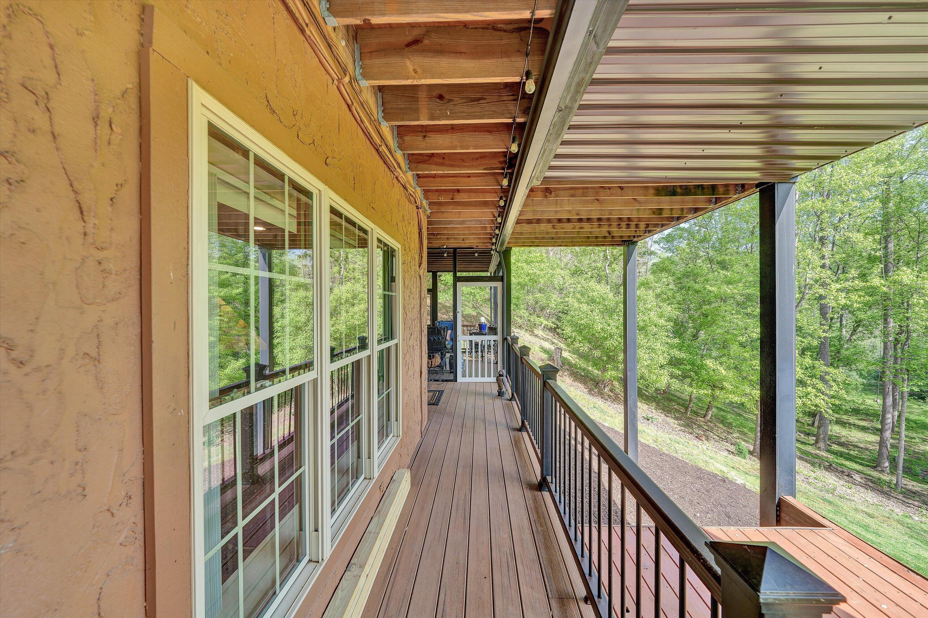 540 Lakeshore Terrace Road Hardy, VA 24101 - Photo 54 of 82 53-DSC00148