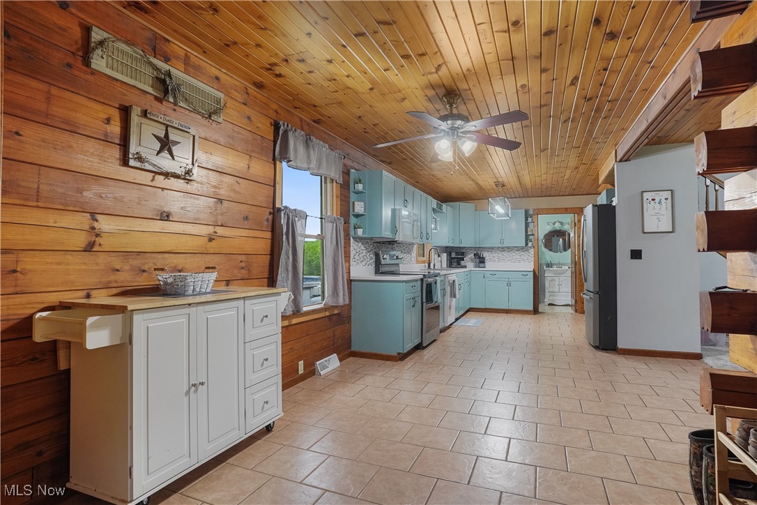 9434 Trinity Church Road Lisbon, OH 44432 - Photo 9 of 45 Gallery Image 9