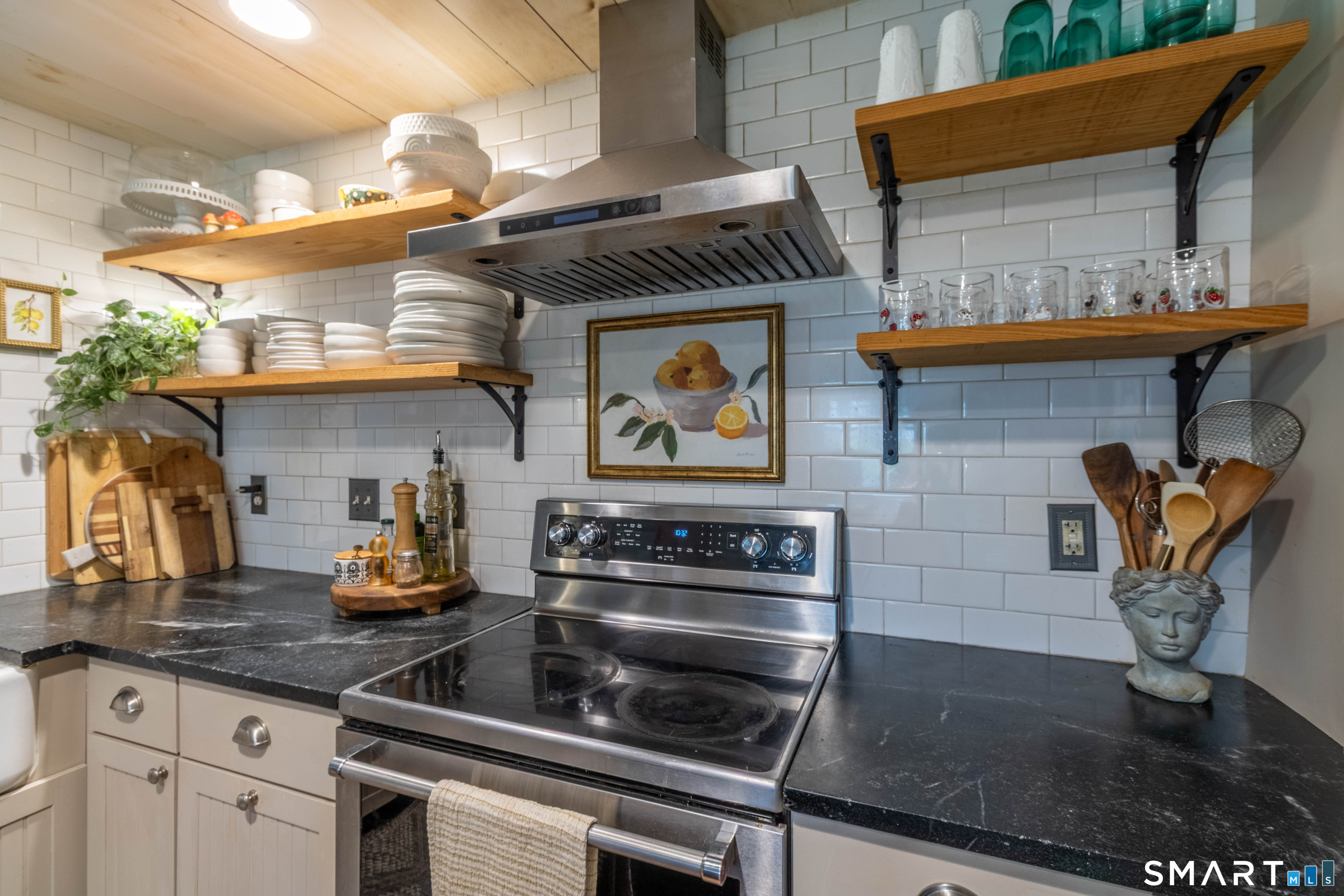 18 Hicksville Road Cromwell, CT 06416 - Photo 10 of 34