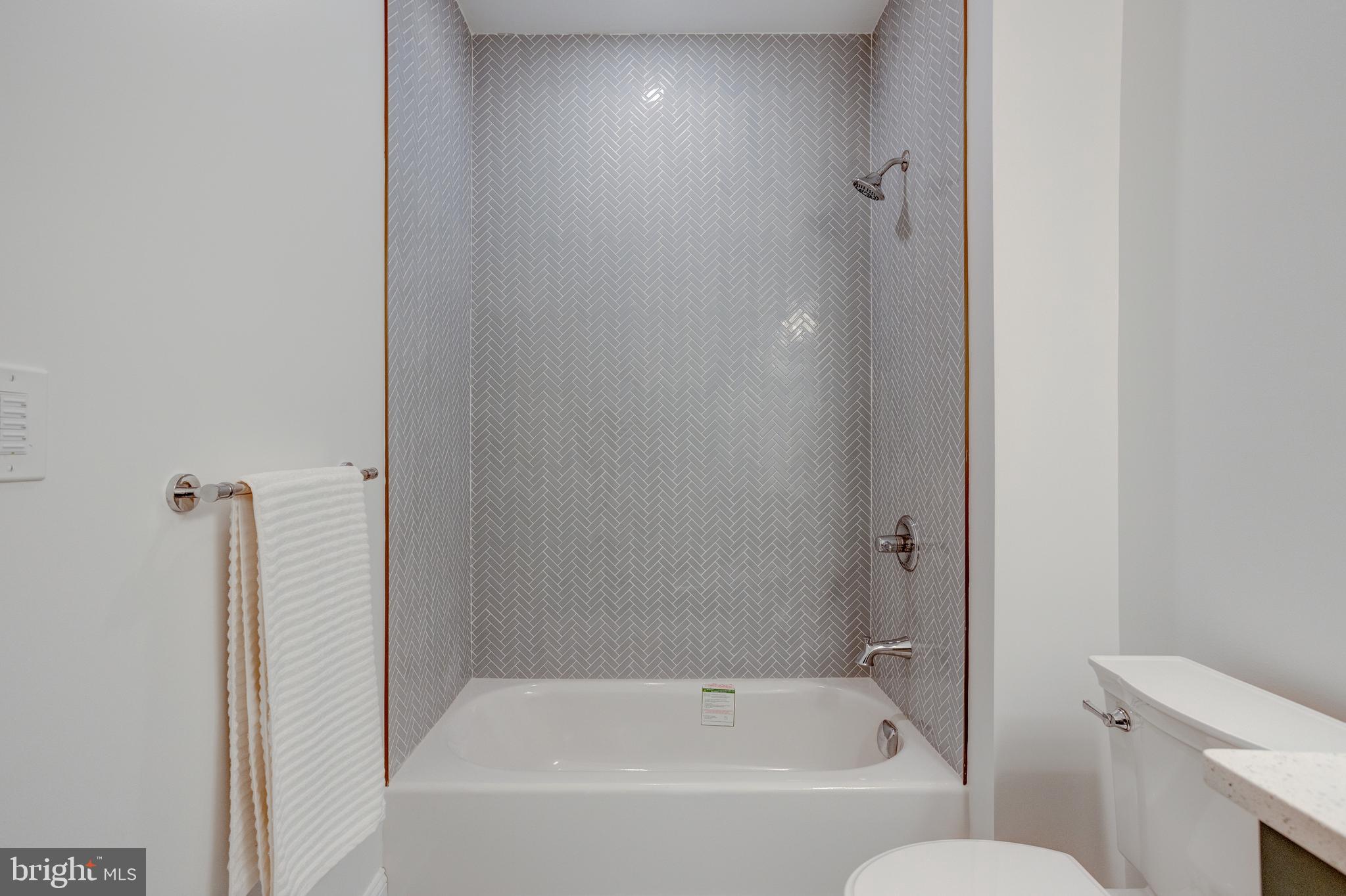 9 Richards Way Ambler, PA 19002 - Photo 28 of 37