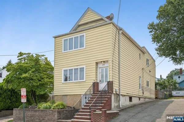 $750,000 | 35 Longview Street, West Orange, NJ 07052
