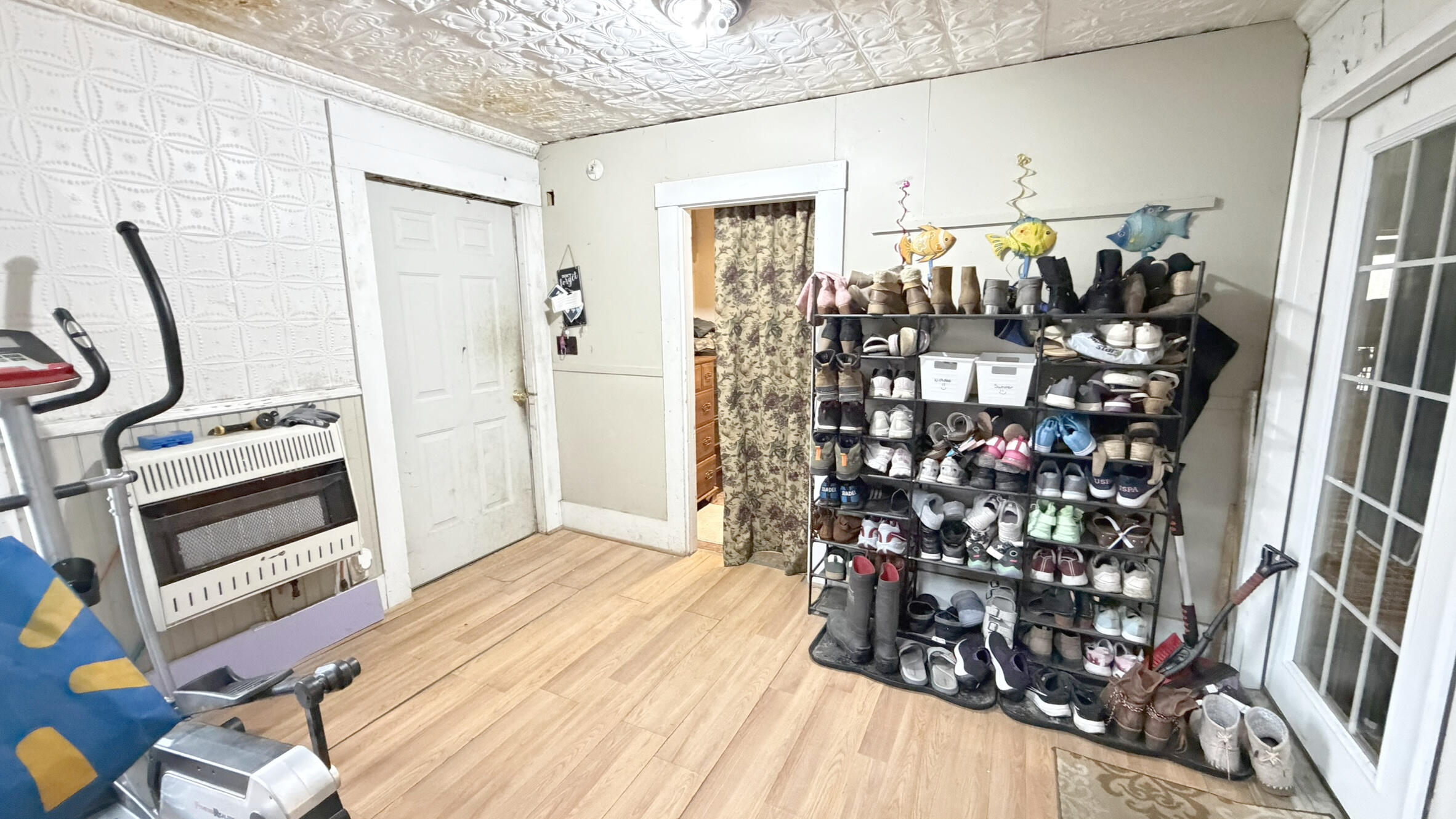 32 High Street Milo, ME 04463 - Photo 20 of 32 mudroom