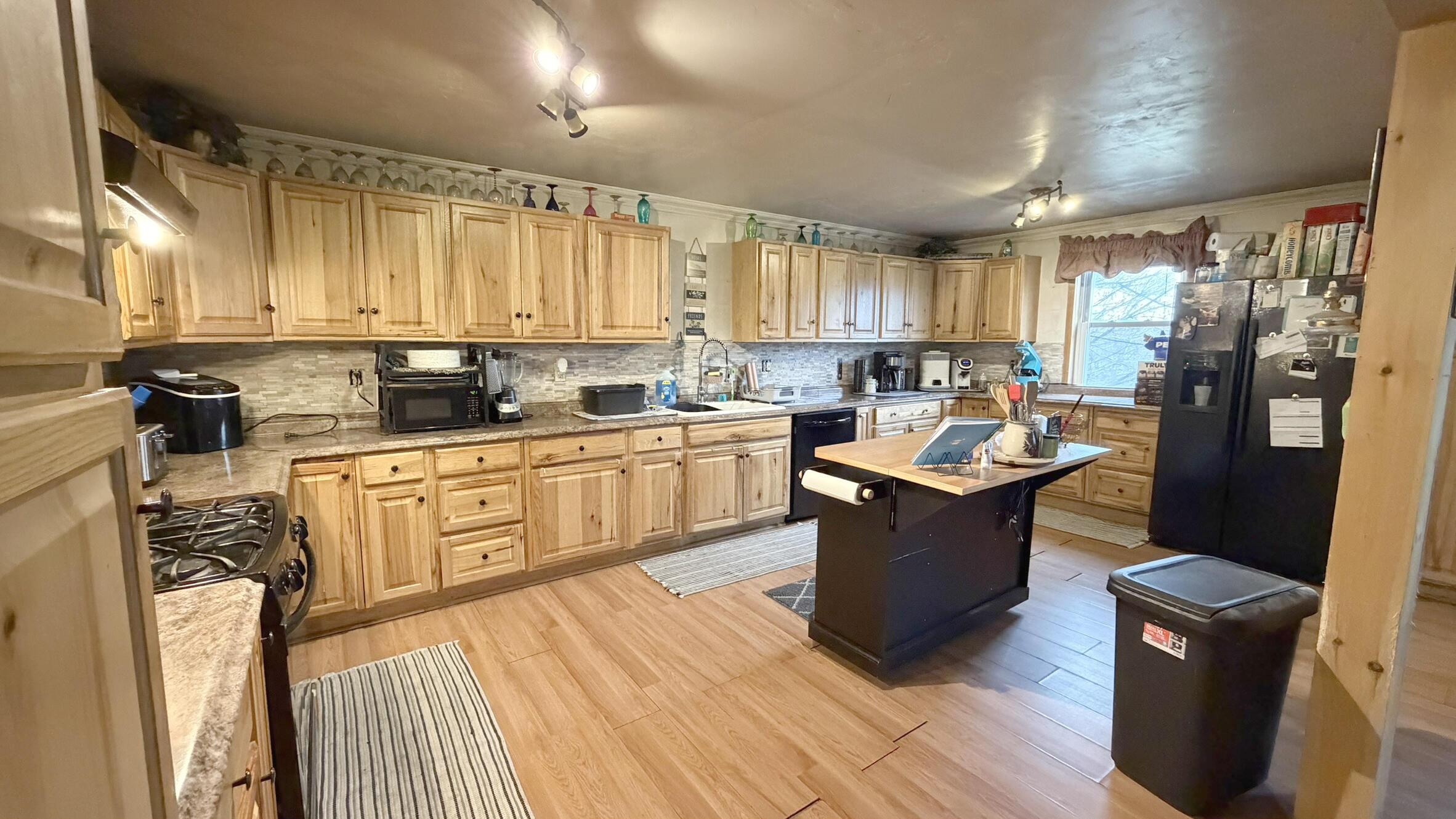 32 High Street Milo, ME 04463 - Photo 3 of 32 kitchen