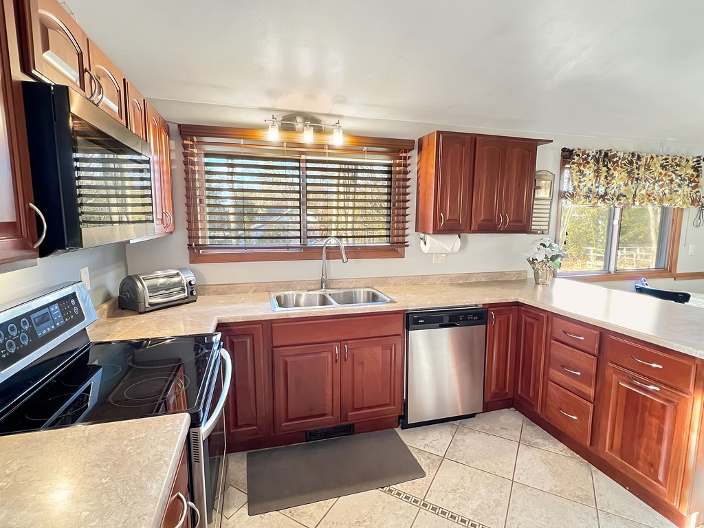 10873 North Spring Road Sister Bay, WI 54234 - Photo 13 of 37 Gallery Image 13