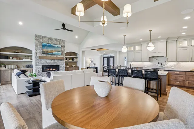 $1,510,000 | 809 Nancy, Waunakee, WI 53597