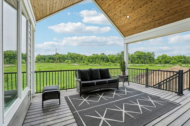 $1,510,000 | 809 Nancy, Waunakee, WI 53597