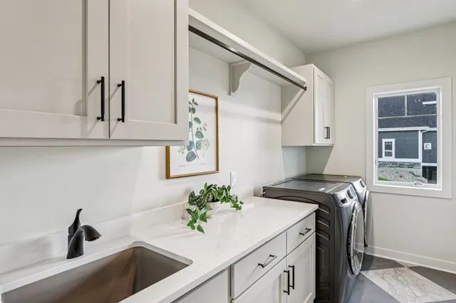 $1,510,000 | 809 Nancy, Waunakee, WI 53597