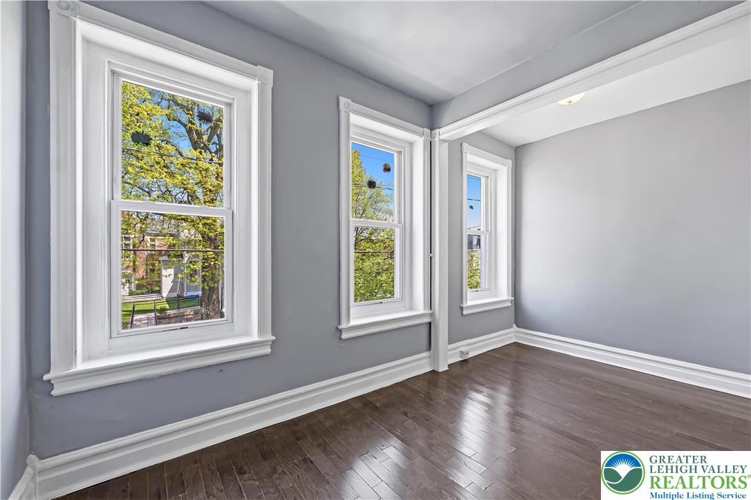 306 Ridge Avenue Allentown, PA 18102 - Photo 20 of 26