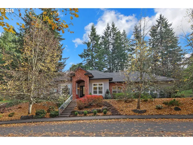 $879,000 | 3085 Summit Sky Boulevard, Eugene, OR 97405