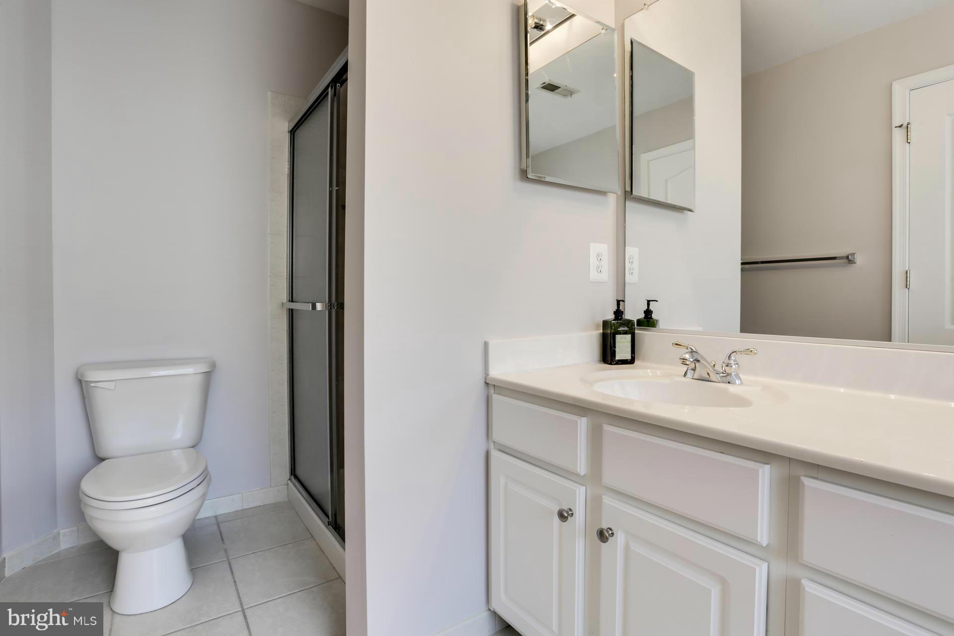 10225 Rutland Round Road, Unit 33 Columbia, MD 21044 - Photo 18 of 30 Bath (Master)