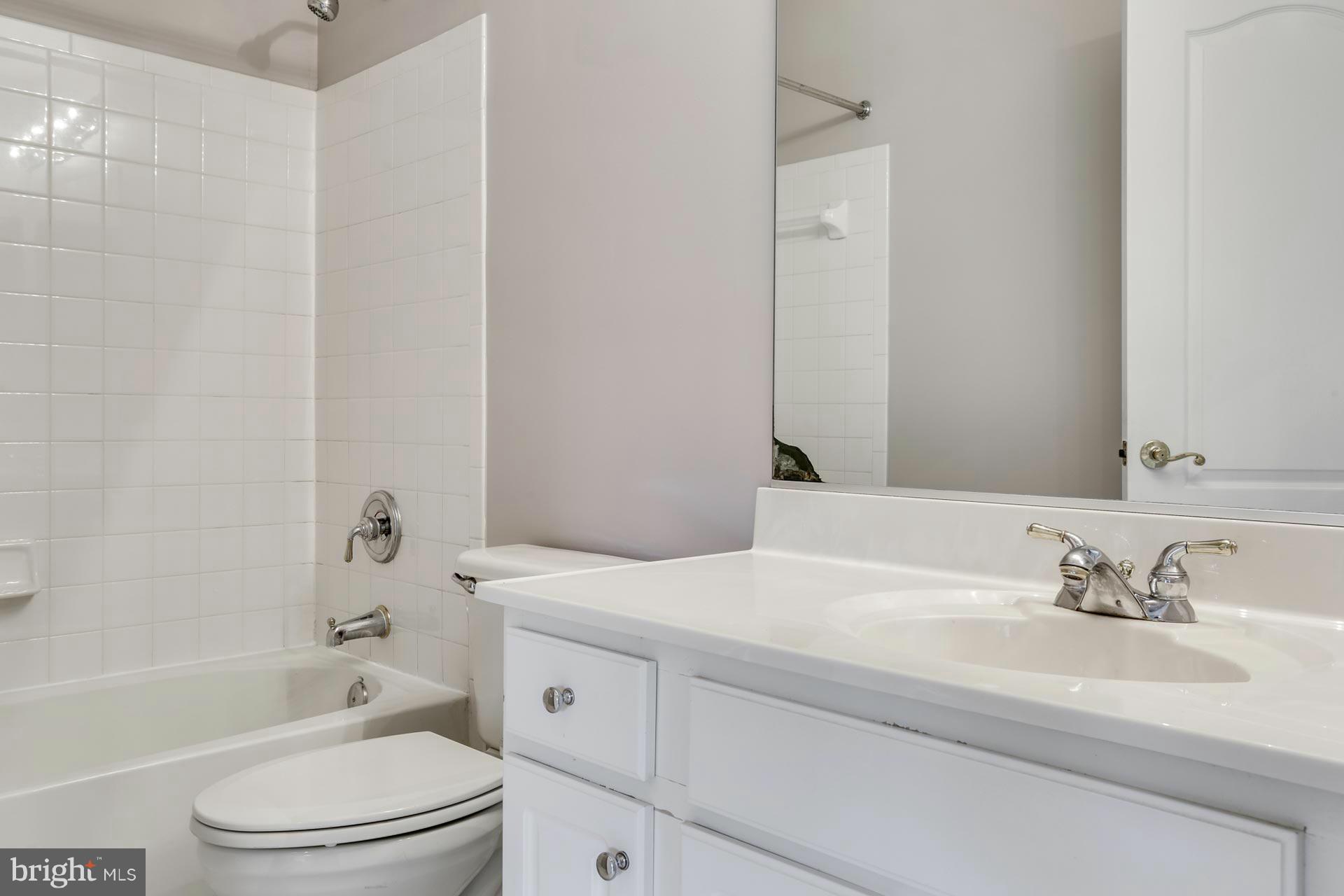 10225 Rutland Round Road, Unit 33 Columbia, MD 21044 - Photo 21 of 30 Bath