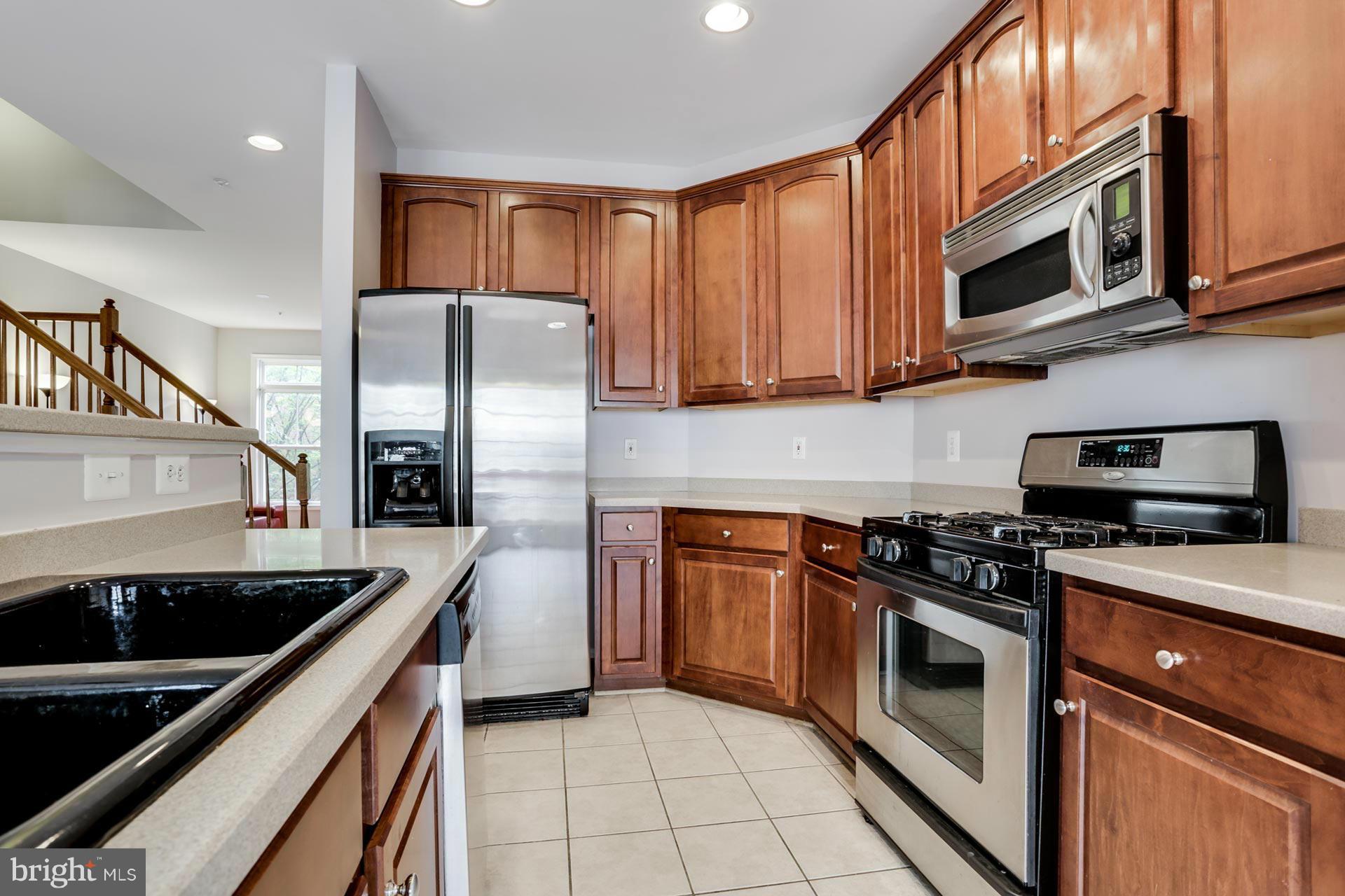 10225 Rutland Round Road, Unit 33 Columbia, MD 21044 - Photo 8 of 30 Kitchen