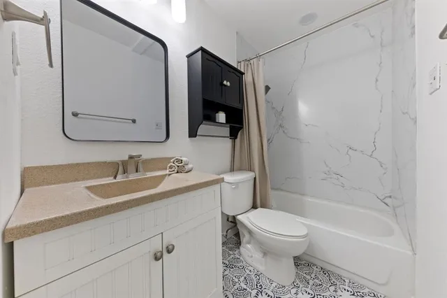 $259,000 | 210 Old Mill Lane, Dallas, TX 75217