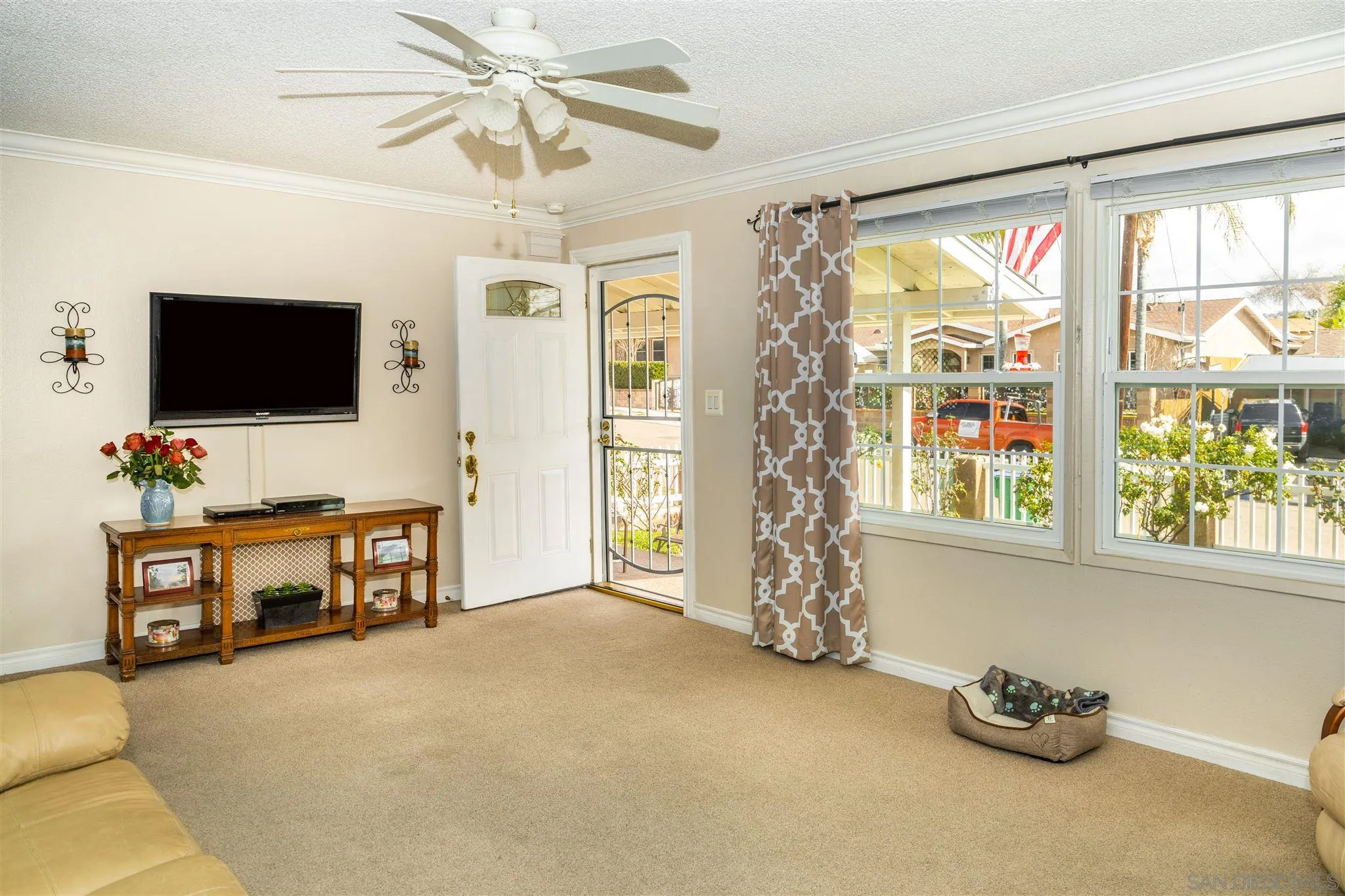 1662 Tarleton Street Spring Valley, CA 91977 - Photo 3 of 19 Gallery Image 3