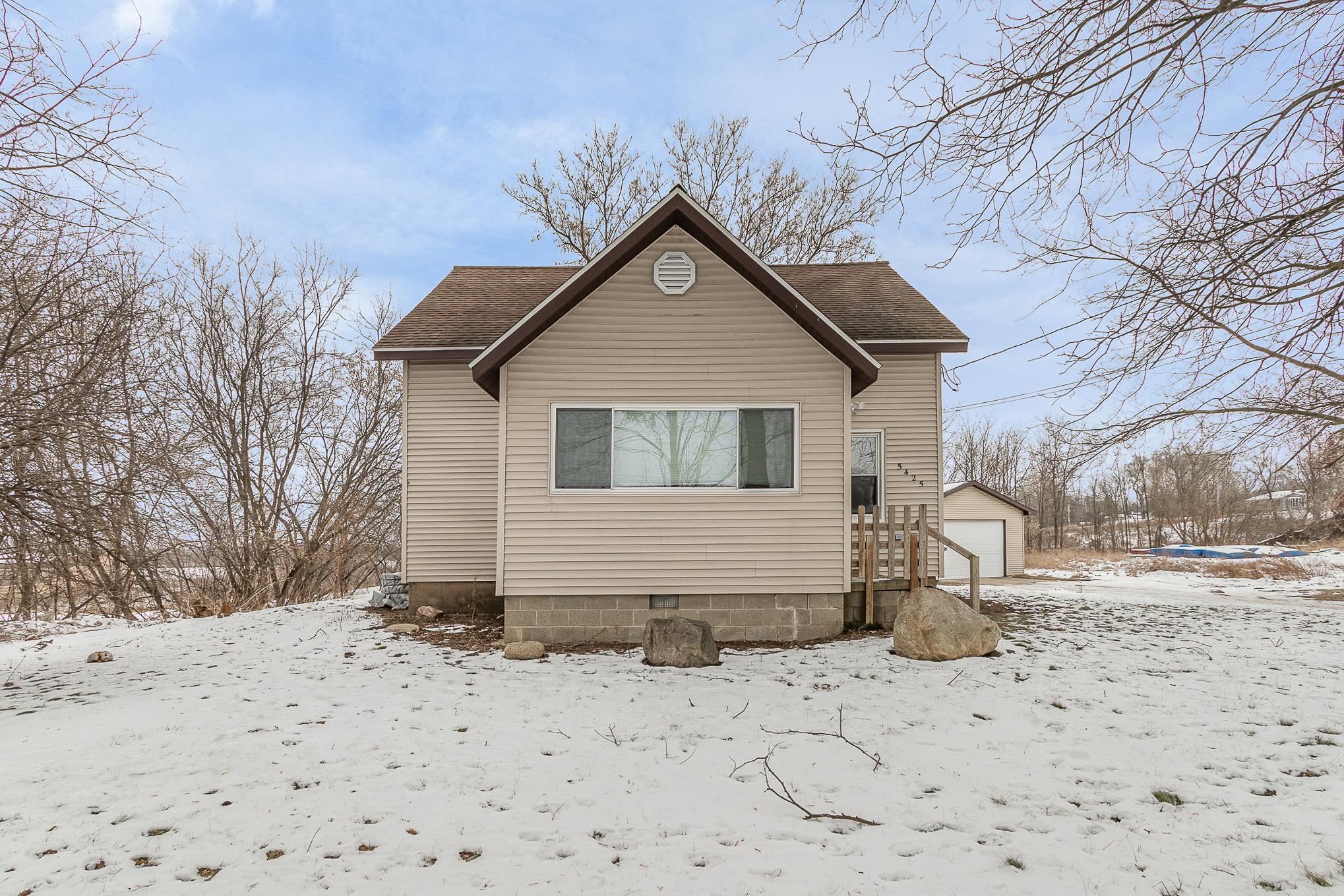 5425 South Mission Road Mount Pleasant, MI 48858 - Photo 25 of 25 1896290-24.JPG