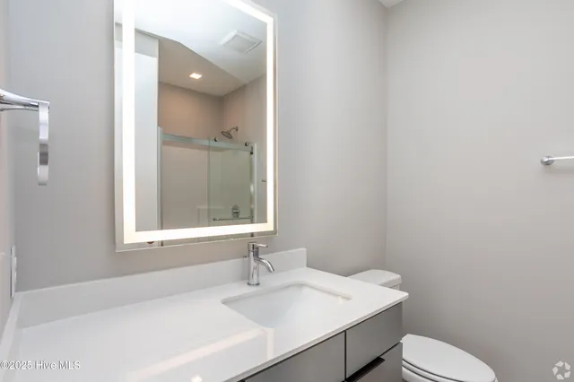 $1,525 | 607 South 11th Street, Unit 108, Wilmington, NC 28401