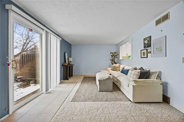 $179,900 | 12 Carriage Court, Farmington, NY 14425