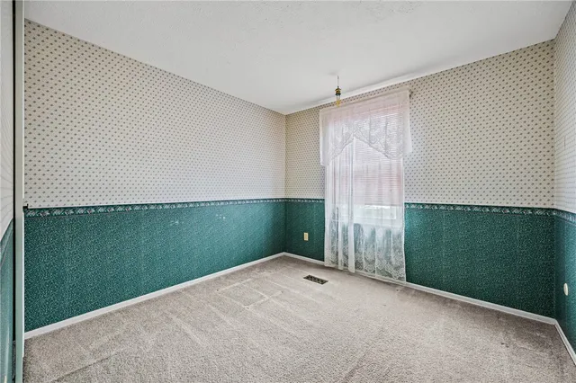 $179,900 | 12 Carriage Court, Farmington, NY 14425