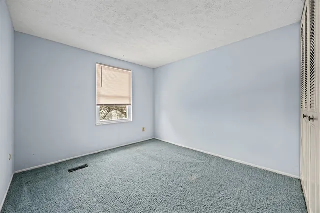 $179,900 | 12 Carriage Court, Farmington, NY 14425