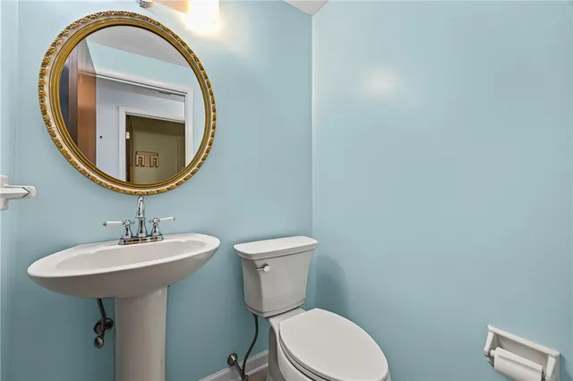 $179,900 | 12 Carriage Court, Farmington, NY 14425