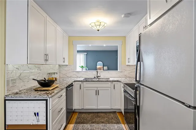 $179,900 | 12 Carriage Court, Farmington, NY 14425