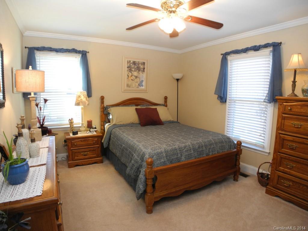 213 Shadowbrook Road Stanley, NC 28164 - Photo 16 of 24 Gallery Image 16