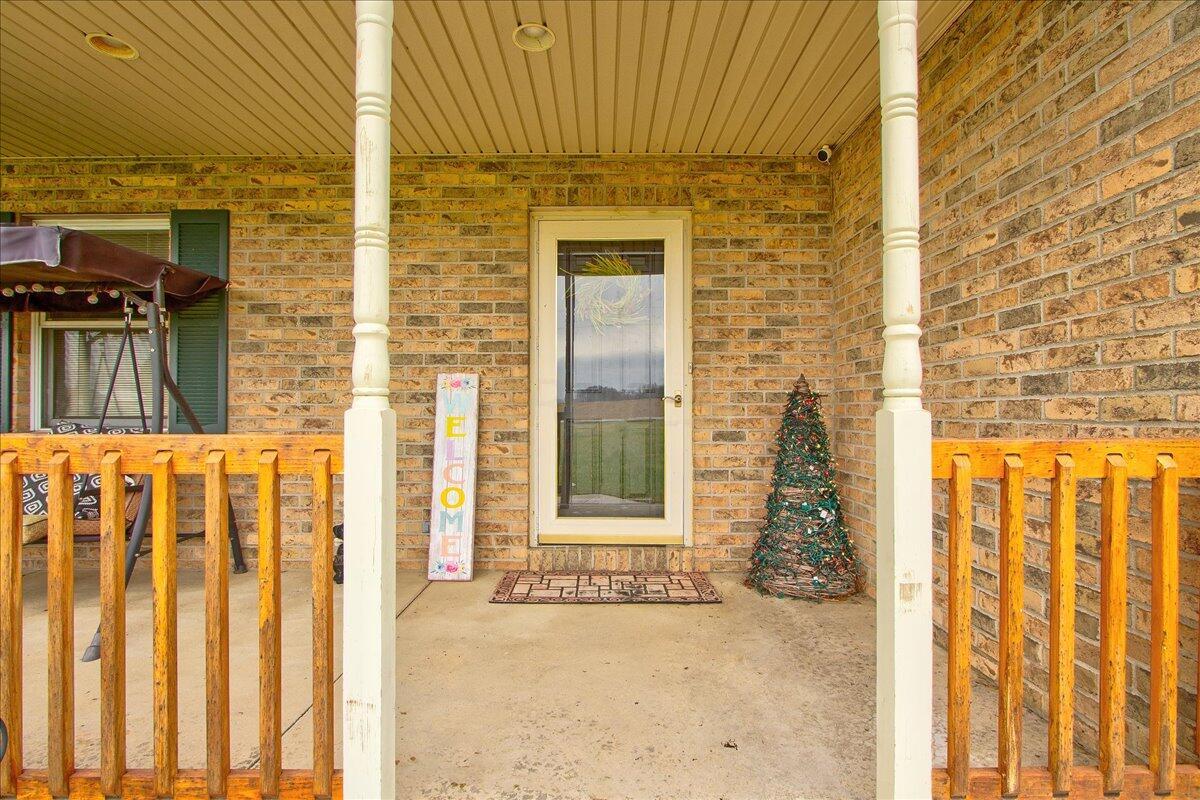 693 Lippincott Road Urbana, OH 43078 - Photo 6 of 50 06-IMG_4143_4_5