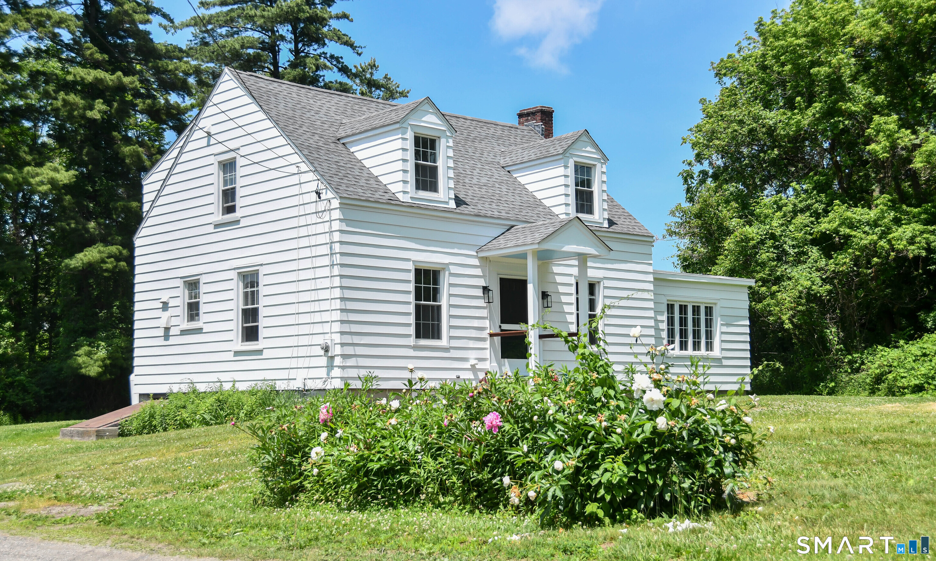 142 Gay Street Sharon, CT 06069 - Photo 1 of 17