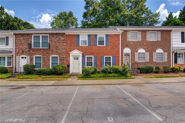 $1,750 | 3007 D Patriot Court, Greensboro, NC 27408