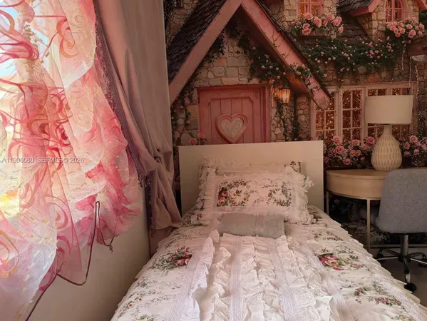 $649,999 | 3 Southwest 7th Avenue, Dania Beach, FL 33004