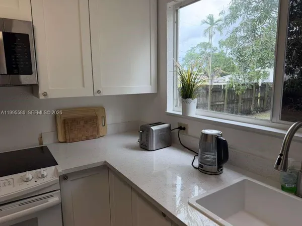 $649,999 | 3 Southwest 7th Avenue, Dania Beach, FL 33004