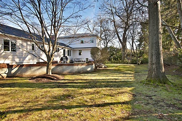 15 Mary Ellen Road Newton, MA 02468 - Photo 7 of 7 Gallery Image 7
