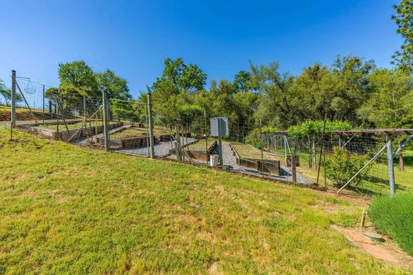 $225,000 | 6650 Starlight Lane, Mountain Ranch, CA 95246