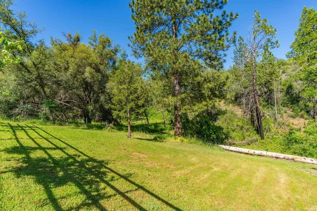 $225,000 | 6650 Starlight Lane, Mountain Ranch, CA 95246