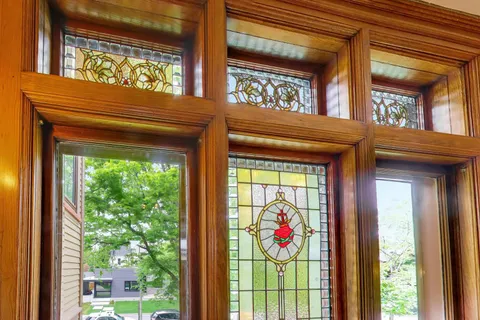 $1,250,000 | 245 North Kenilworth Avenue, Oak Park, IL 60302