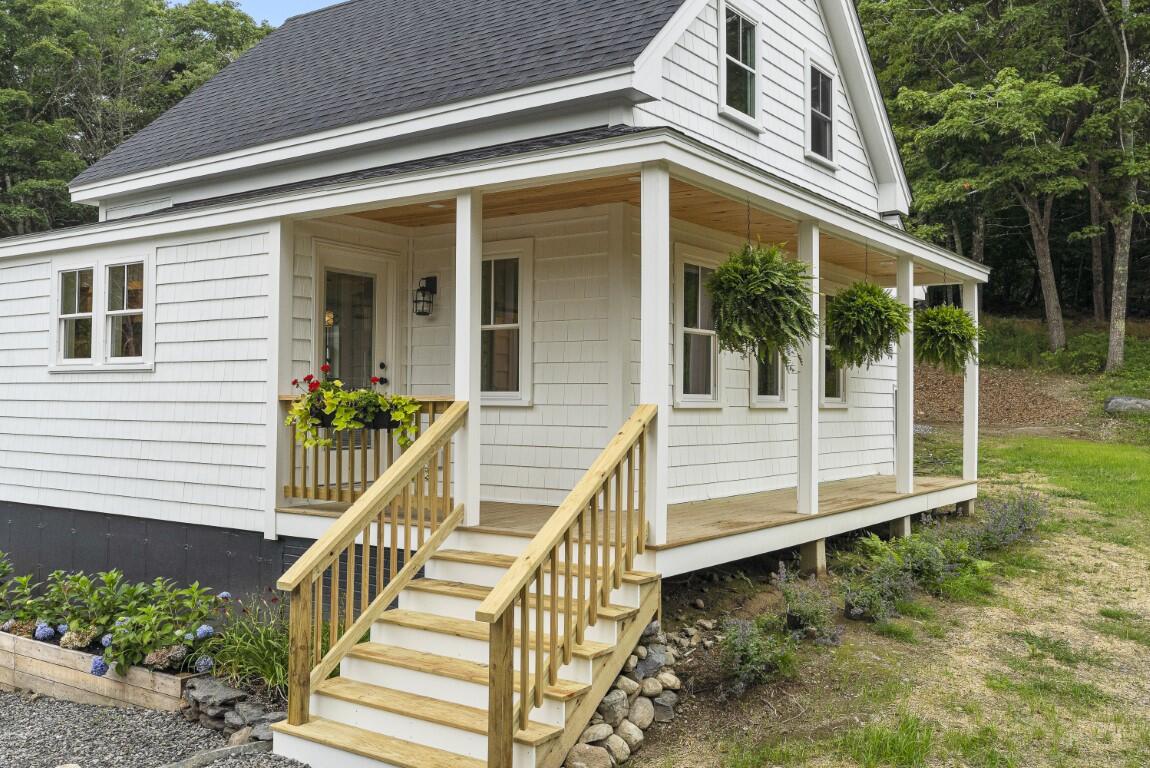 9 Bayville Road Boothbay Harbor, ME 04538 - Photo 1 of 58 06-9 Bayville Rd, Boothbay Harbor, ME-TP