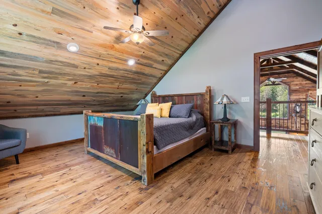 $3,189,000 | 19108 County Street East, Richland Center, WI 53581