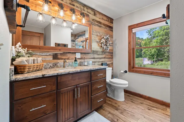 $3,189,000 | 19108 County Street East, Richland Center, WI 53581