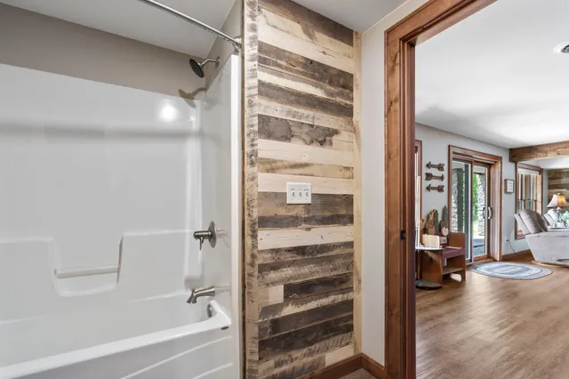 $3,189,000 | 19108 County Street East, Richland Center, WI 53581